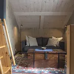 Rorbuer شقة فندقية