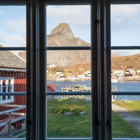 Aparthotel Rorbuer - By Classic Norway 3*