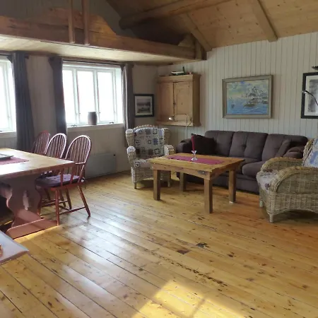 Rorbuer - By Classic Norway Aparthotel 3*