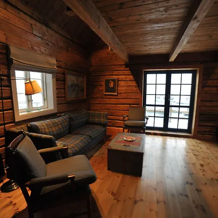 Apart-hotel Rorbuer - By Classic Norway