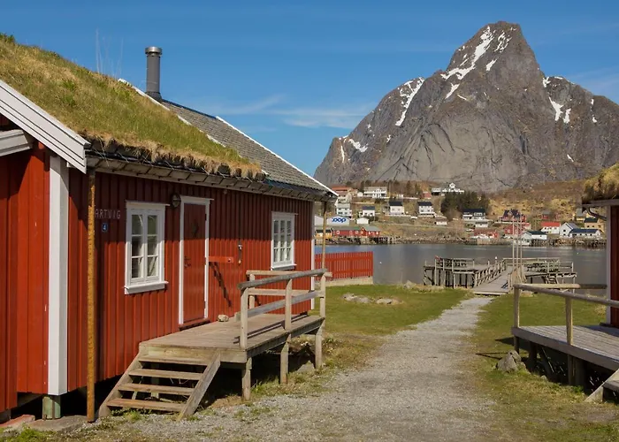 Rorbuer - By Classic Norway 4* Reine