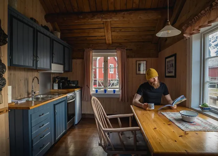 Rorbuer - By Classic Norway 4* Reine