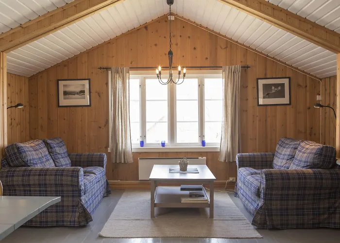 Rorbuer - By Classic Norway 4* Reine