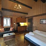 Rorbuer - By Classic Norway 公寓式酒店 雷讷