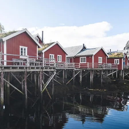 Aparthotel Rorbuer - By Classic Norway Reine