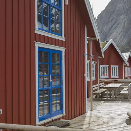 Rorbuer - By Classic Norway 4* Reine