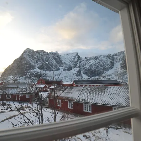 Aparthotel Rorbuer - By Classic Norway Reine